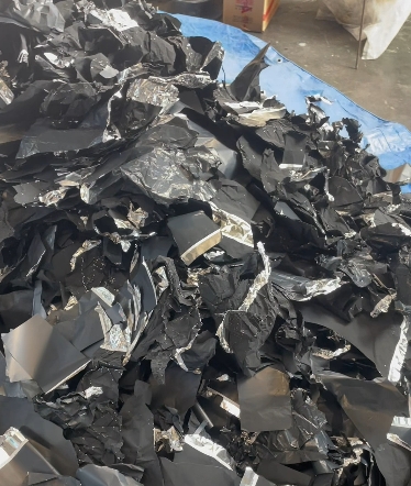 正极极片磷酸铁锂剥离脱粉