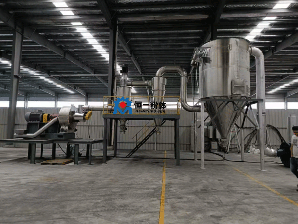 负极极片剥离脱粉机是专门用于废旧锂电池负极材料回收的关键设备，主要用于分离铜箔与石墨黑粉（负极材料）