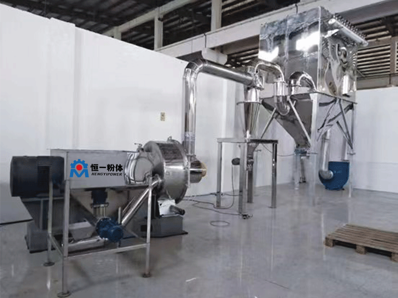 1400型超微粉碎机安装调试完成